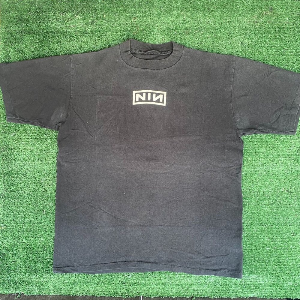 Vintage 90s Nine Inch Nails T-Shirt Single Stitch Faded Black L Grunge Metal
